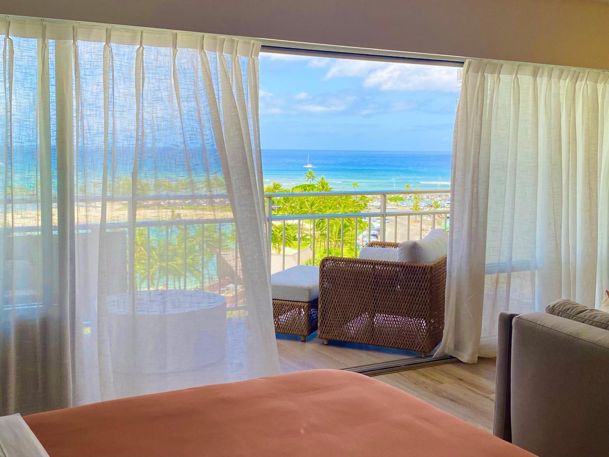 Panoramic Oceanview Resort - Full Kitchen In Each Room, 2 Swimming Pools, Onsite Restaurants, Fireworks Every Friday Honolulu Exterior photo