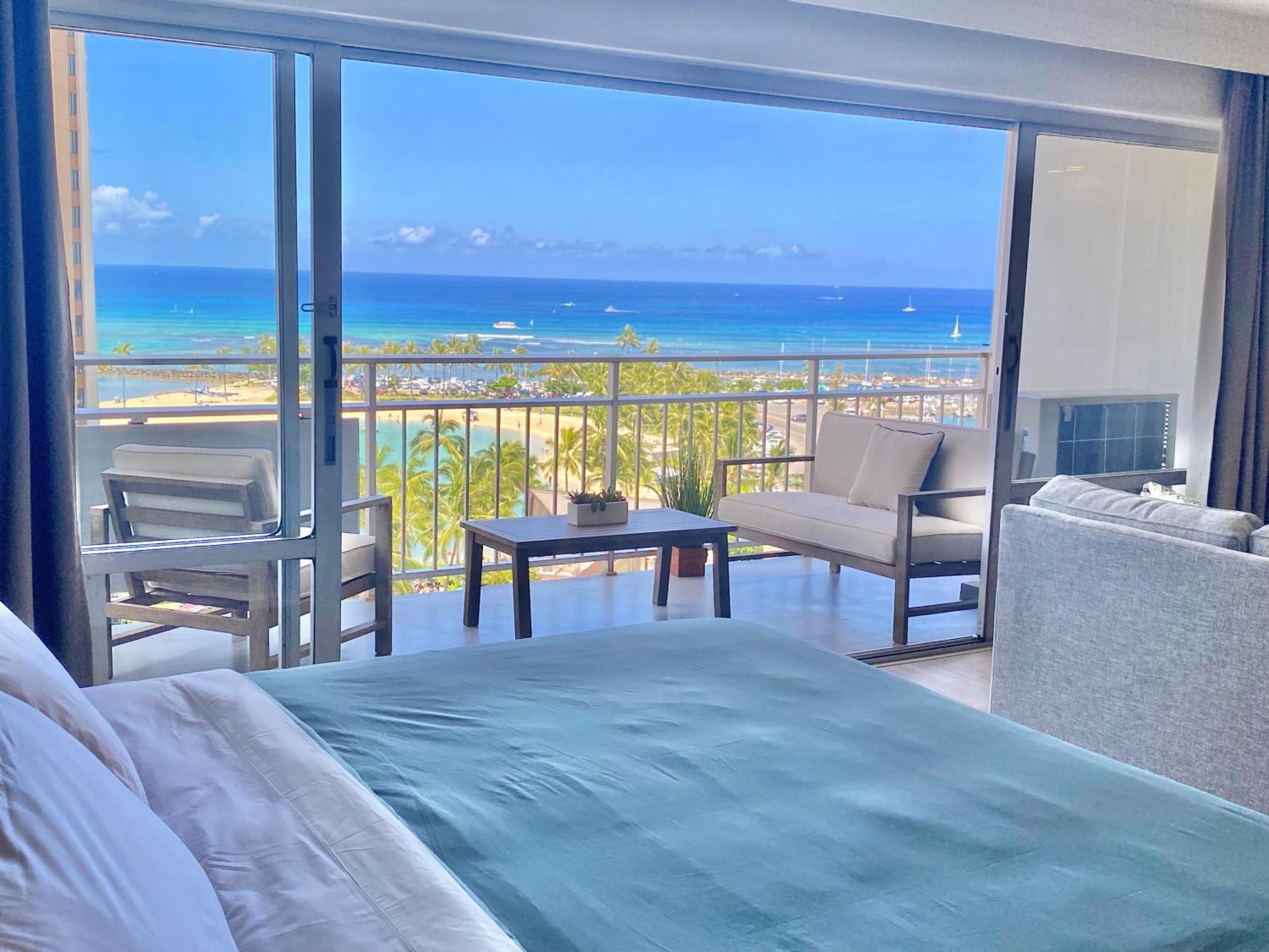 Panoramic Oceanview Resort - Full Kitchen In Each Room, 2 Swimming Pools, Onsite Restaurants, Fireworks Every Friday Honolulu Exterior photo