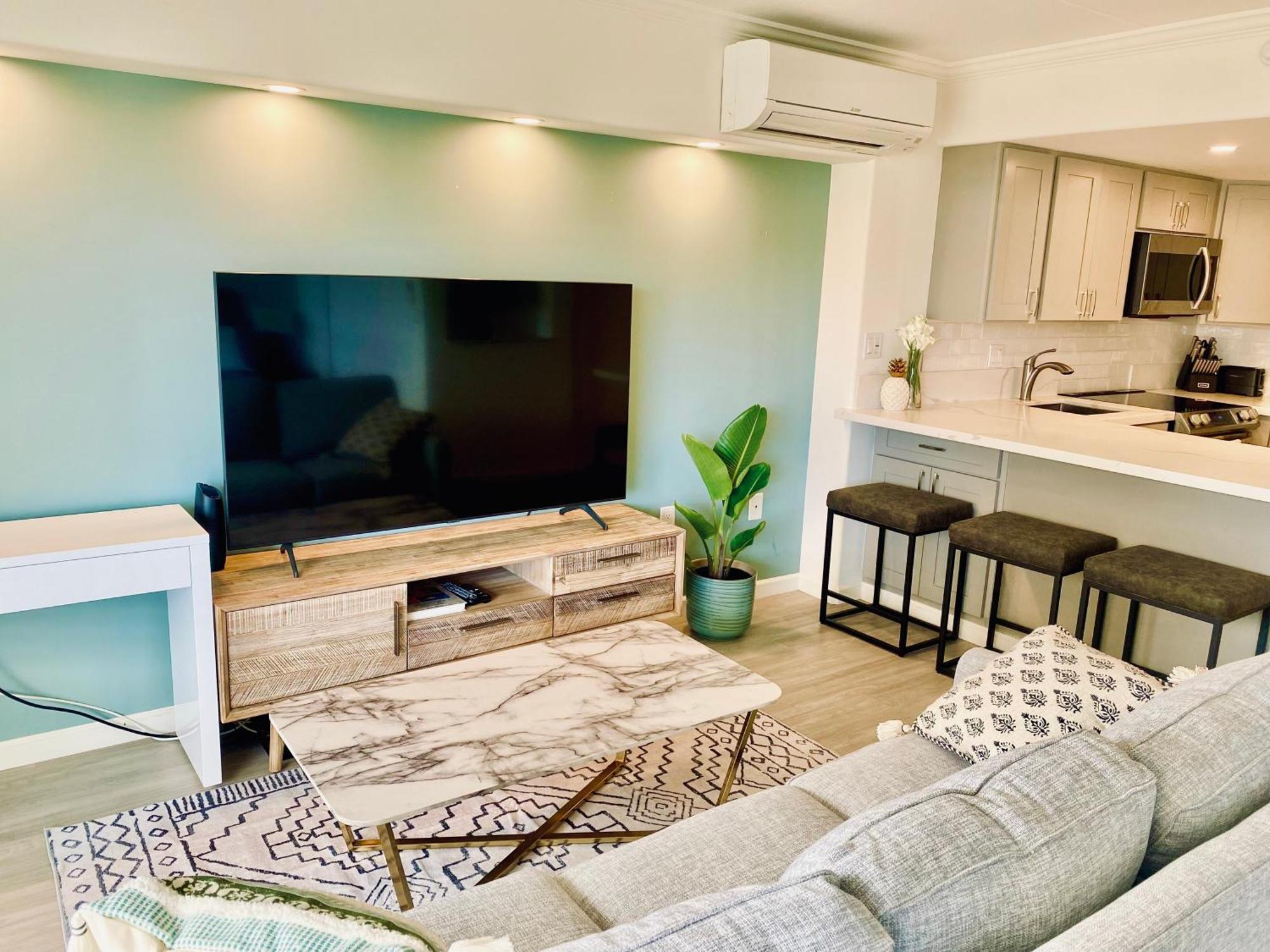 Panoramic Oceanview Resort - Full Kitchen In Each Room, 2 Swimming Pools, Onsite Restaurants, Fireworks Every Friday Honolulu Exterior photo