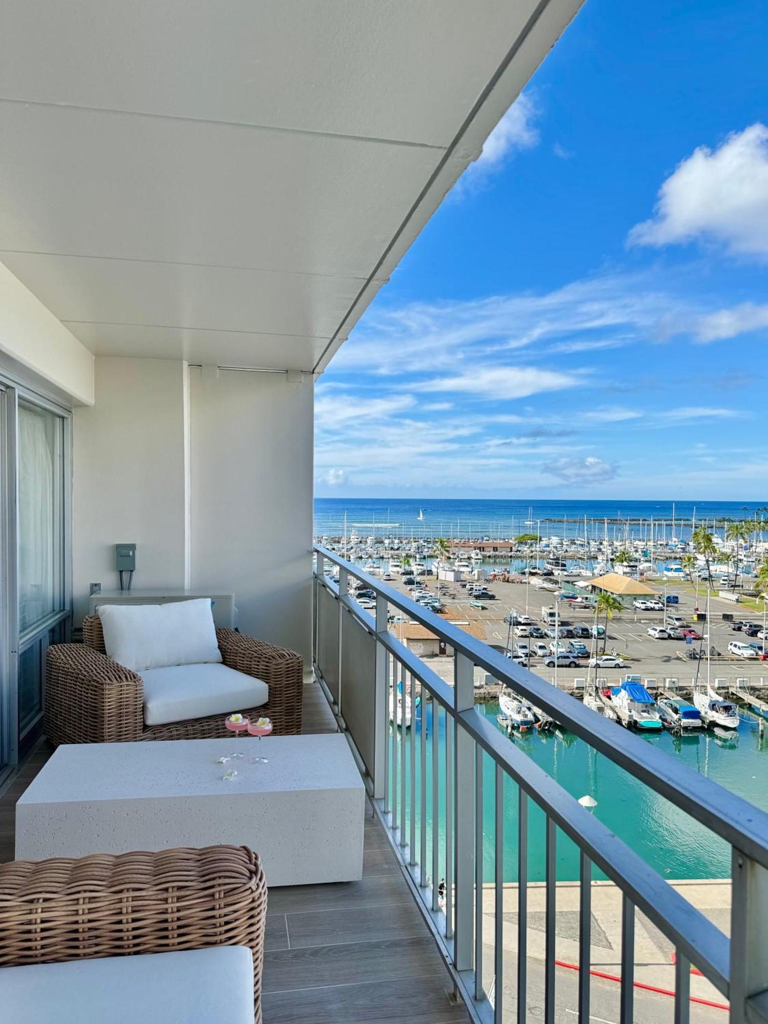 Panoramic Oceanview Resort - Full Kitchen In Each Room, 2 Swimming Pools, Onsite Restaurants, Fireworks Every Friday Honolulu Exterior photo