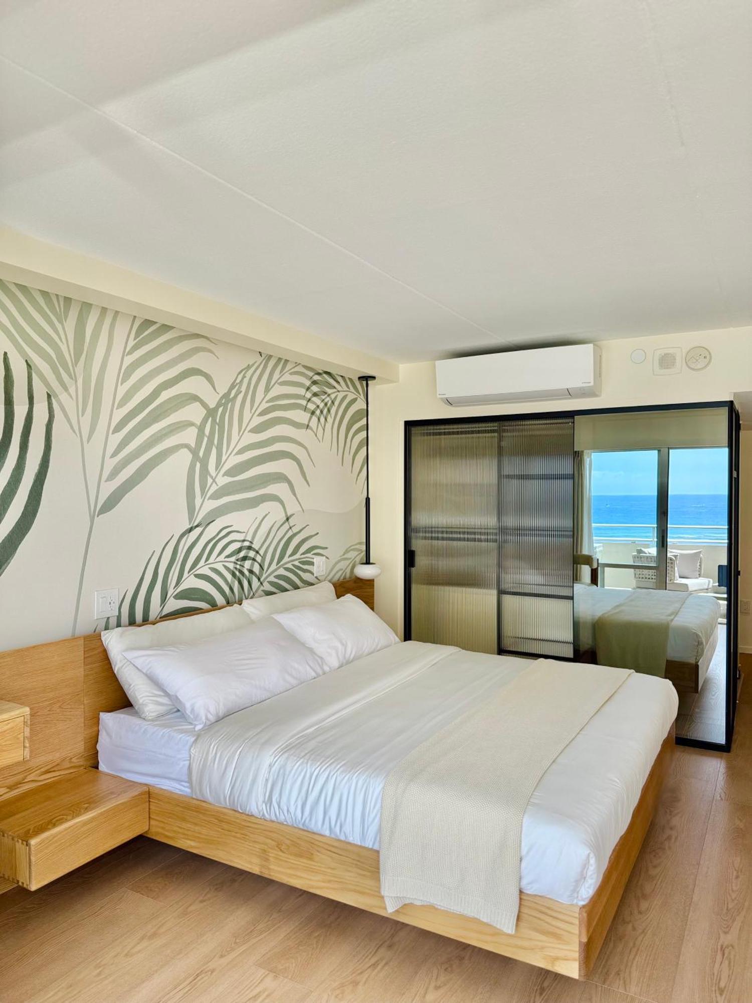 Panoramic Oceanview Resort - Full Kitchen In Each Room, 2 Swimming Pools, Onsite Restaurants, Fireworks Every Friday Honolulu Exterior photo